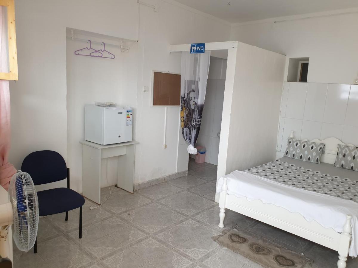Apartamento Turistico Ceut Apartment ทาร์ราฟาล ภายนอก รูปภาพ
